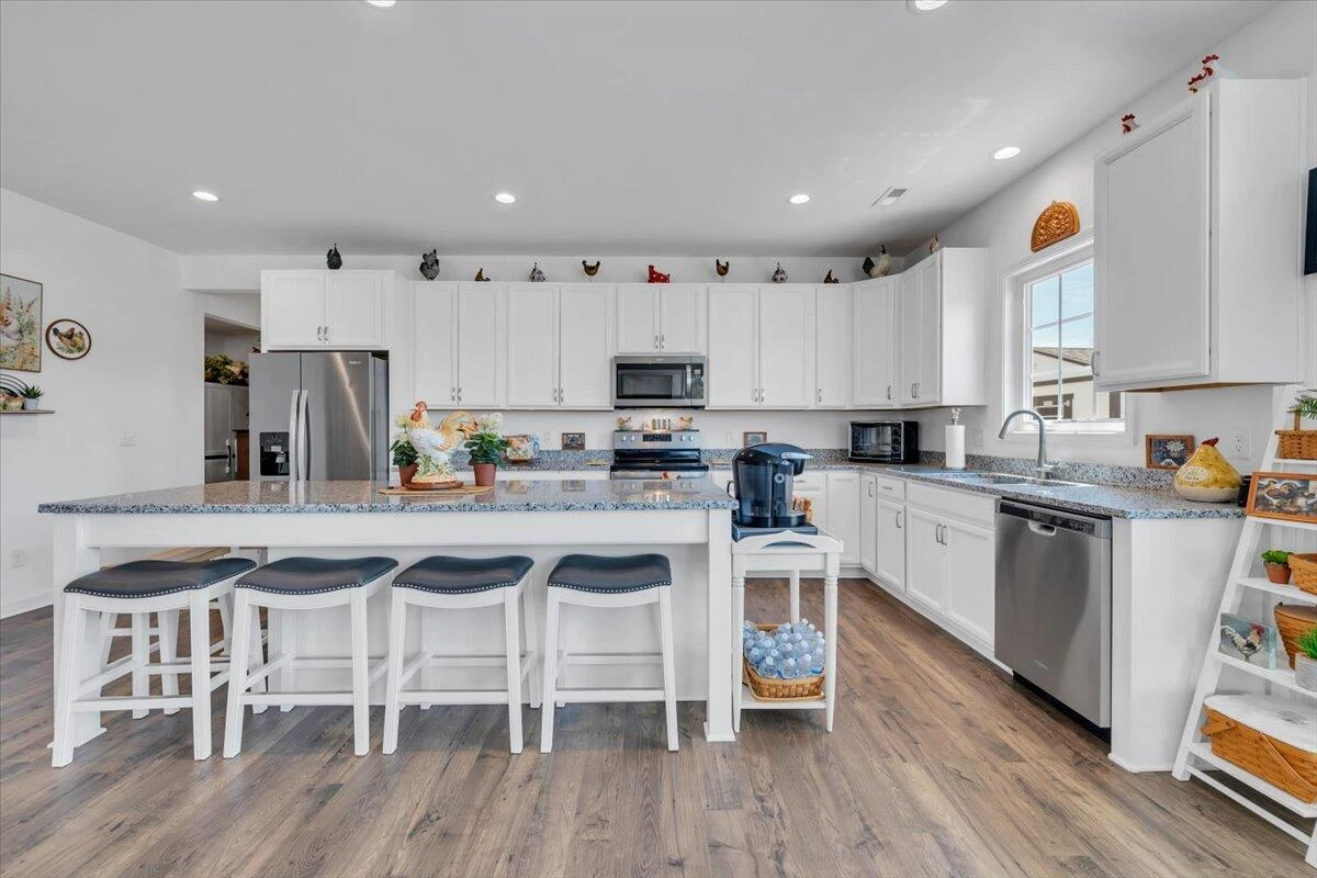 2141 Kings Walk DR NE - Photo 22