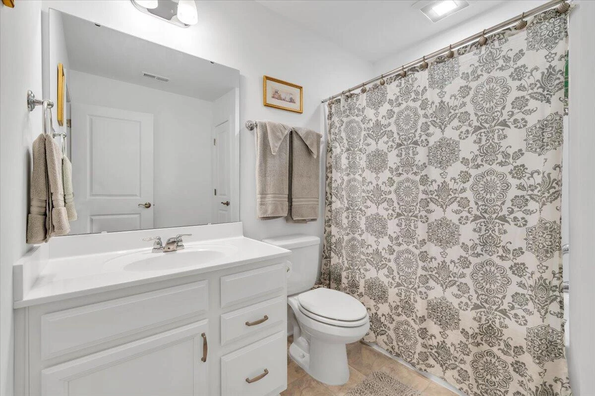 2141 Kings Walk DR NE - Photo 38