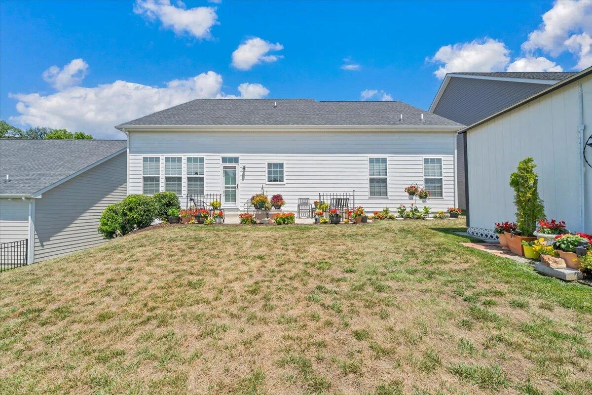 2141 Kings Walk DR NE - Photo 44