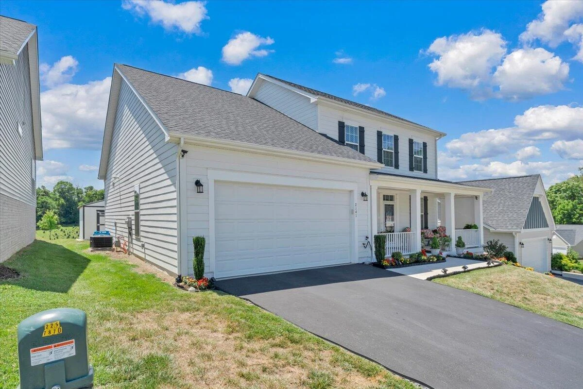 2141 Kings Walk DR NE - Photo 47