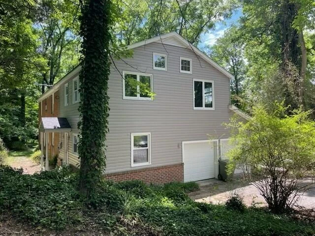 241 Craig AVE - Photo 3