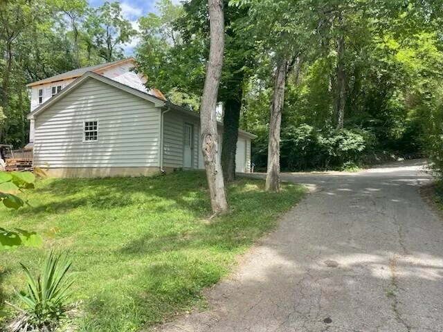 241 Craig AVE - Photo 9