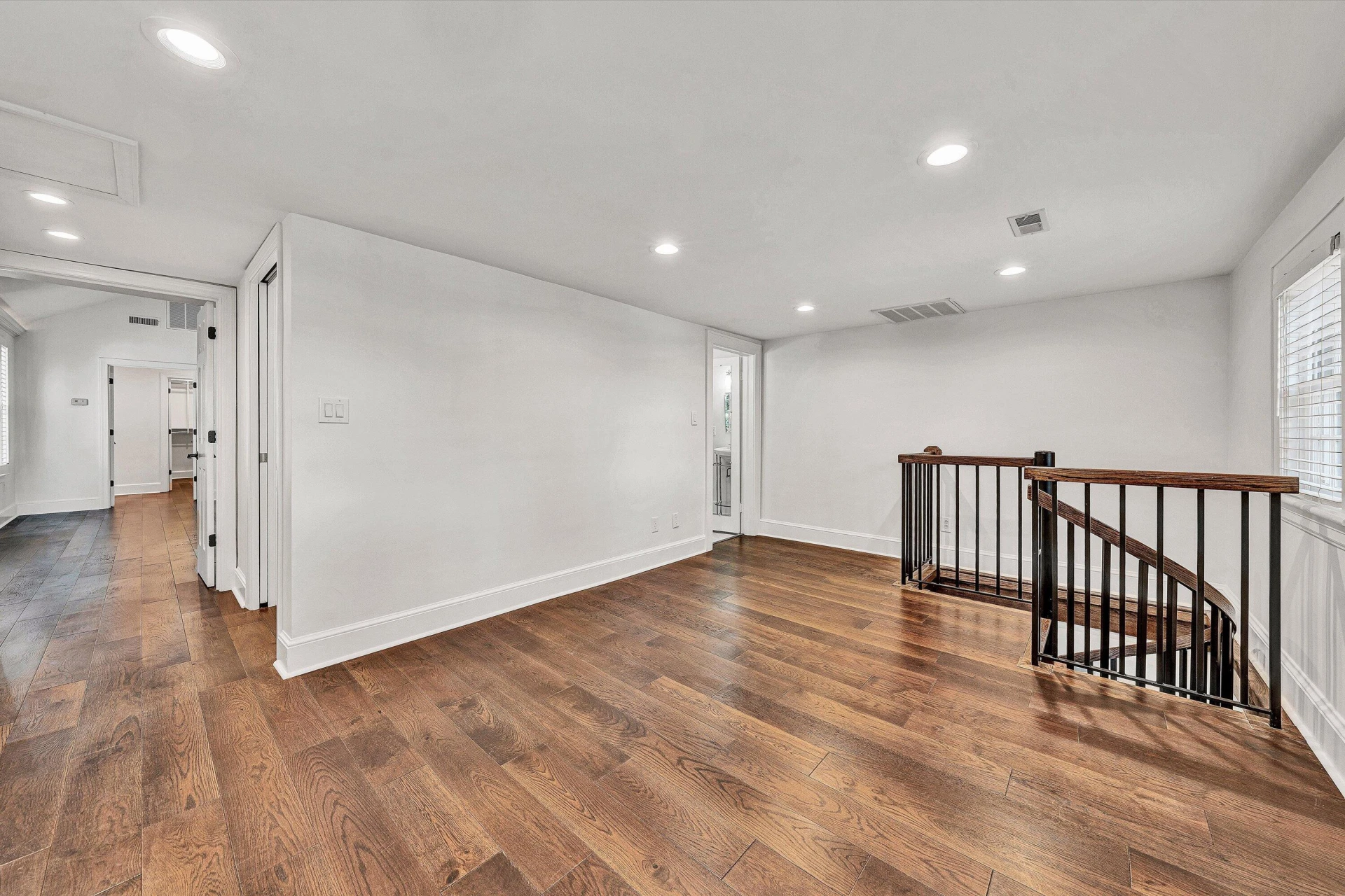3052 Poplar LN SW - Photo 19