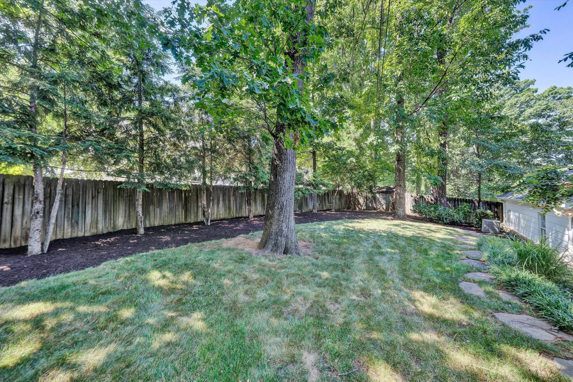 3052 Poplar LN SW - Photo 35
