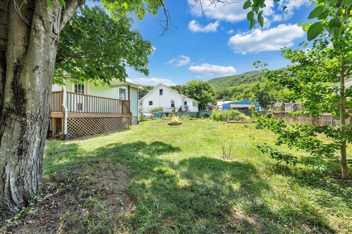 3739 Melcher ST SE - Photo 29