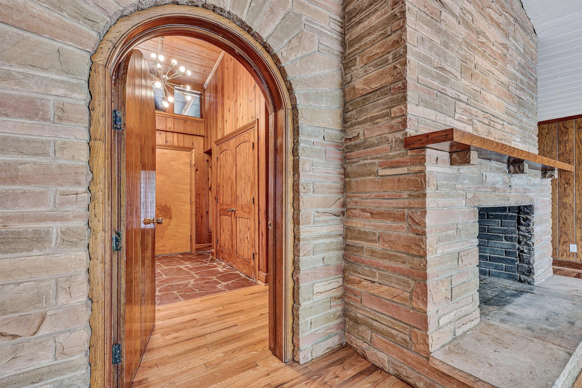 1223 Roanoke BLVD - Photo 31