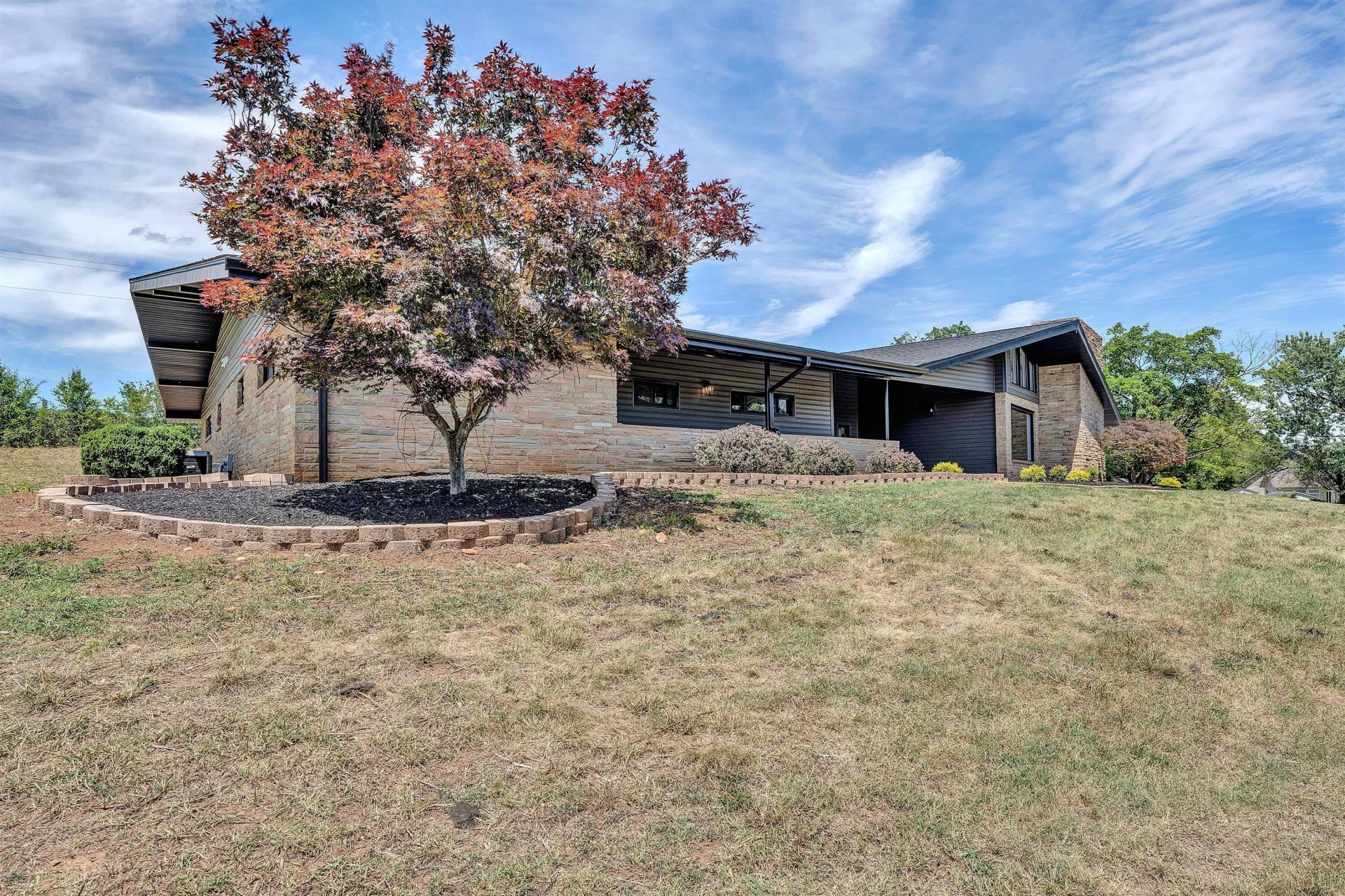 1223 Roanoke BLVD - Photo 4