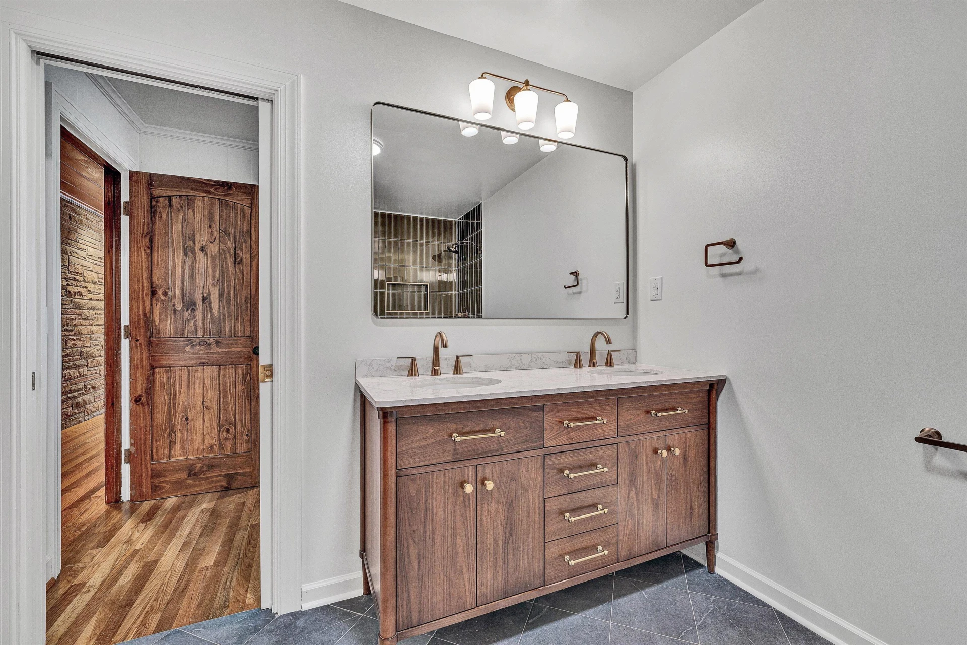 1223 Roanoke BLVD - Photo 41