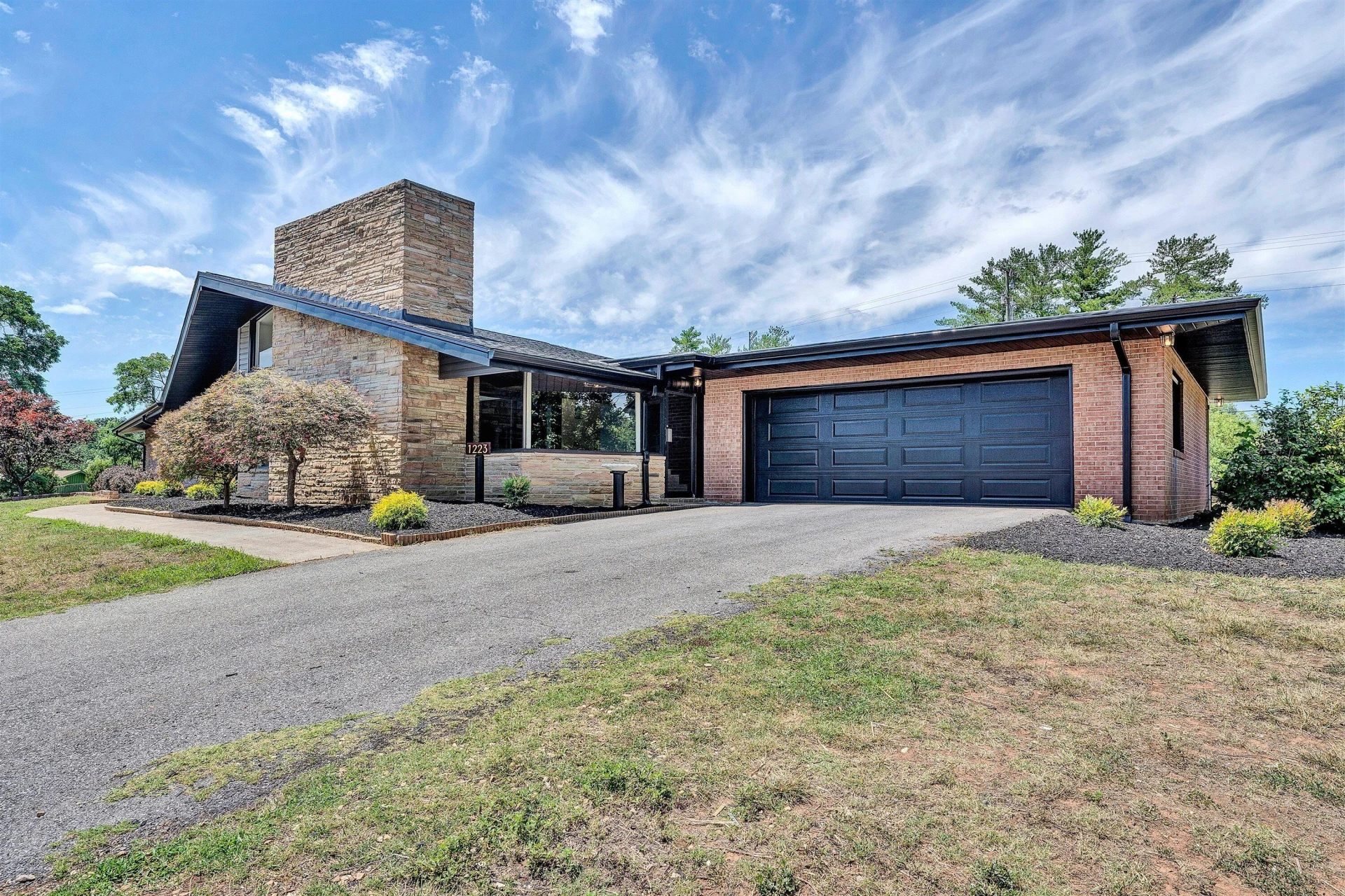 1223 Roanoke BLVD - Photo 5