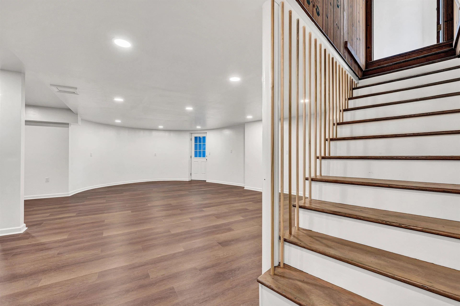 1223 Roanoke BLVD - Photo 50