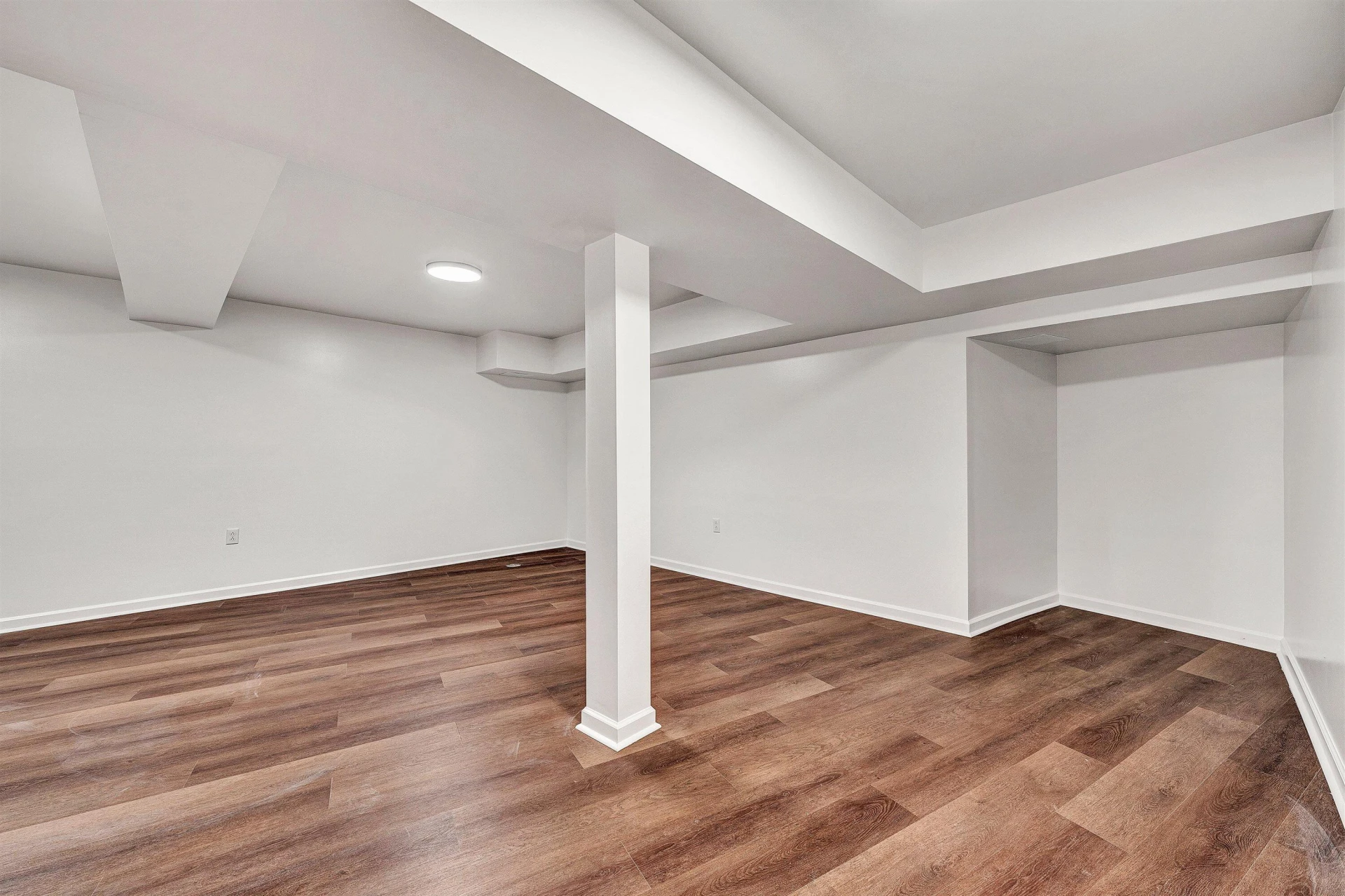 1223 Roanoke BLVD - Photo 57