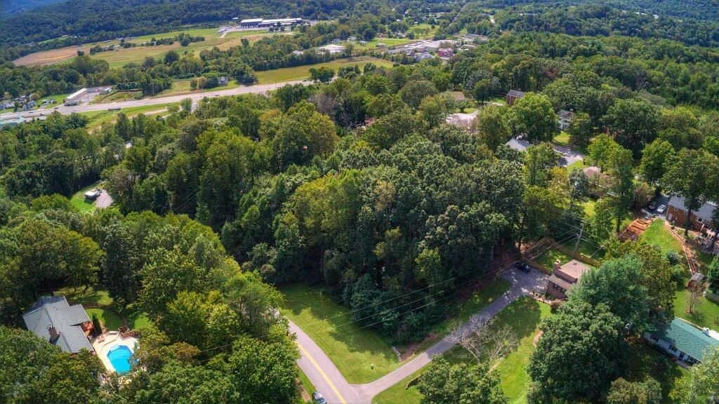 4828 Cherokee Hills DR - Photo 4