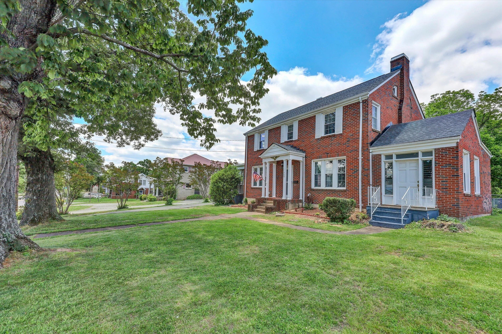 708 Starling AVE - Photo 34