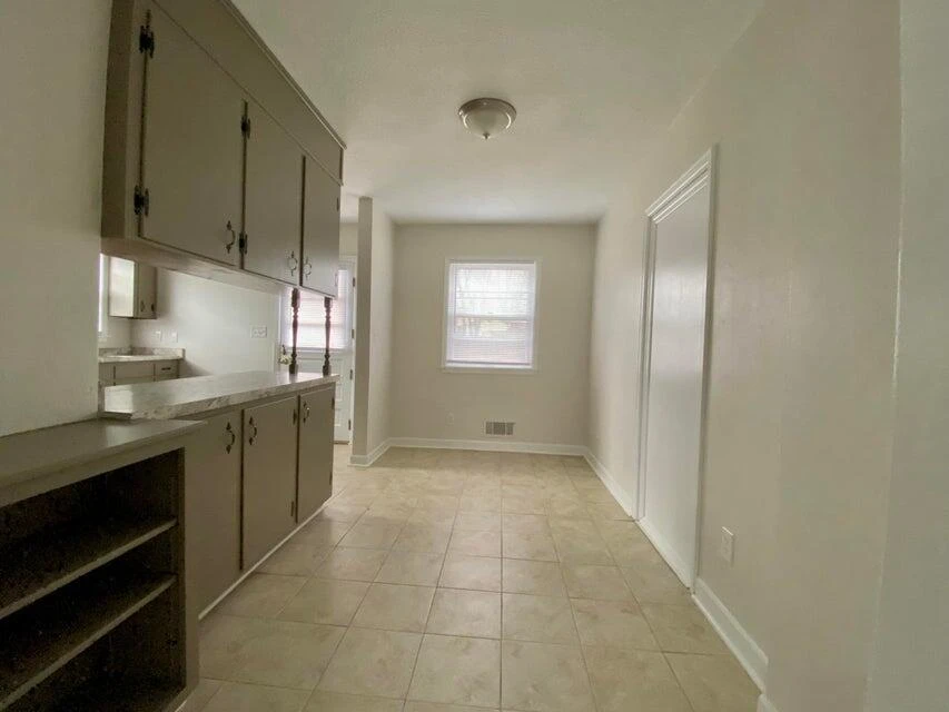 4320 Cresthill DR - Photo 6