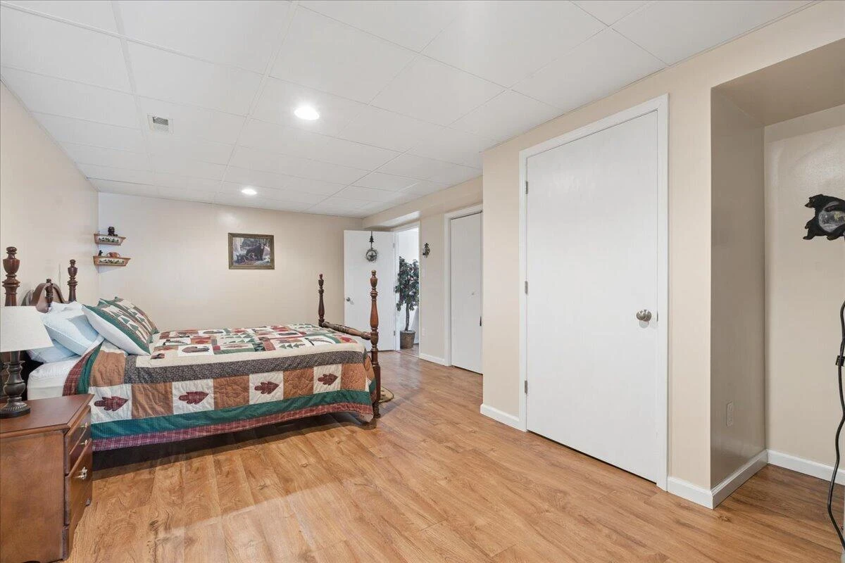 11188 Dickerson Mill RD - Photo 21
