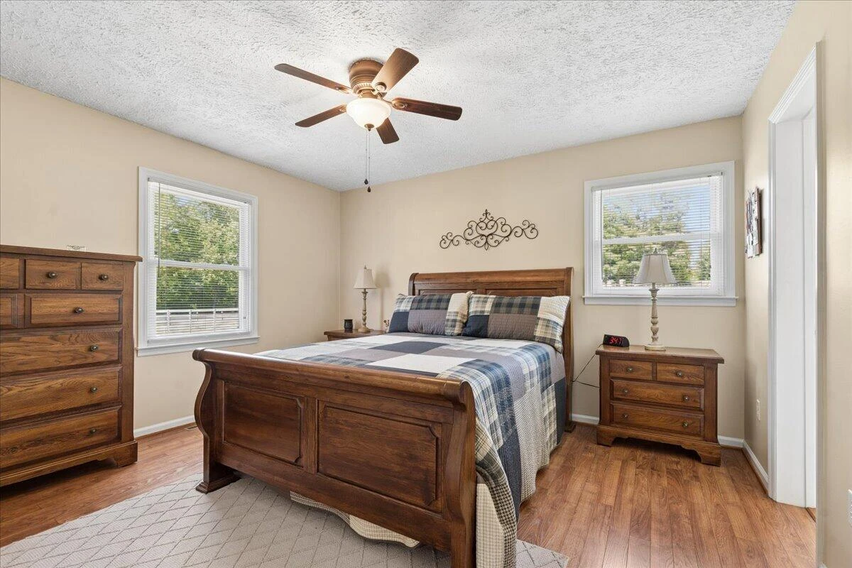 11188 Dickerson Mill RD - Photo 4