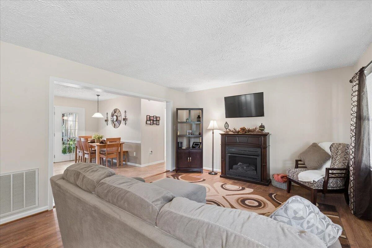 11188 Dickerson Mill RD - Photo 6