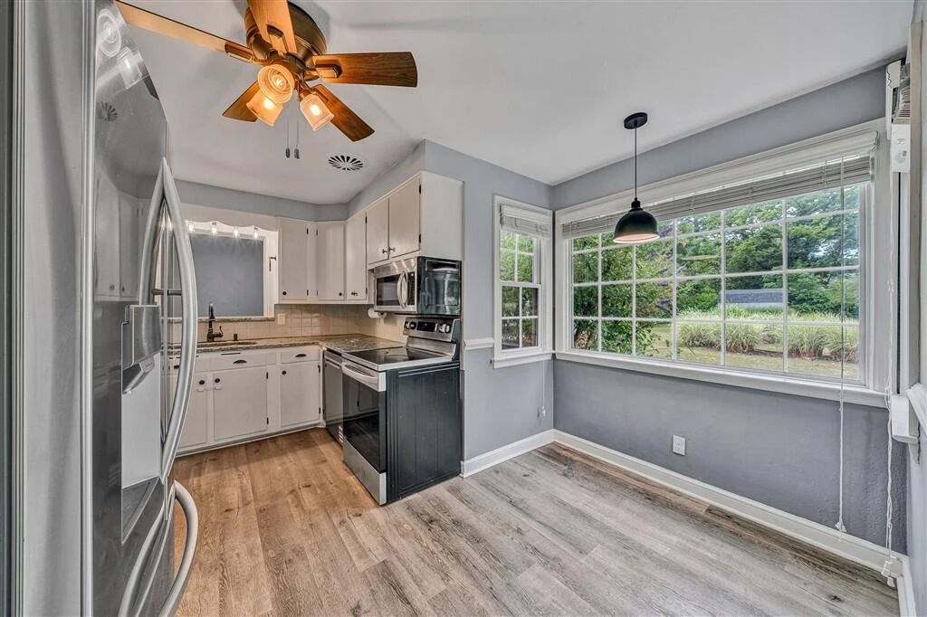 920 Tremont RD - Photo 9