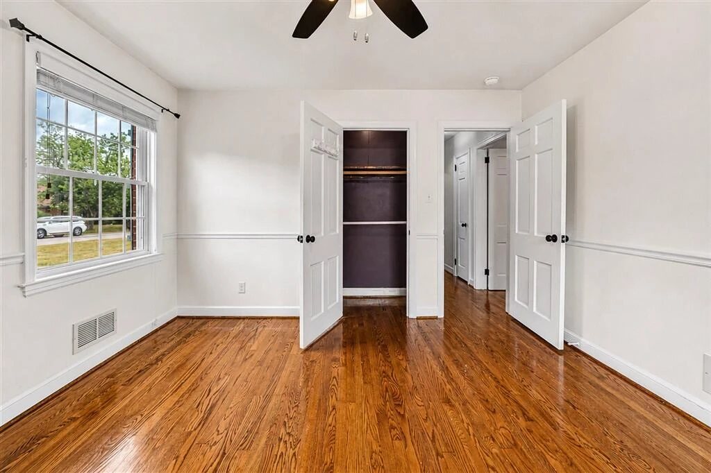 920 Tremont RD - Photo 20