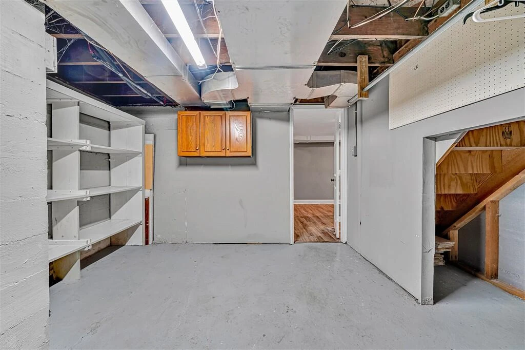 920 Tremont RD - Photo 25