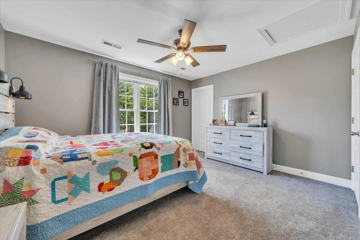 1086 Haymore DR - Photo 22