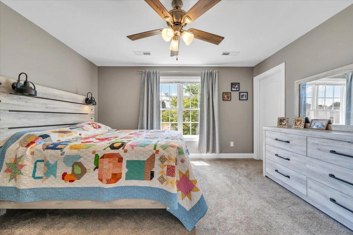 1086 Haymore DR - Photo 23