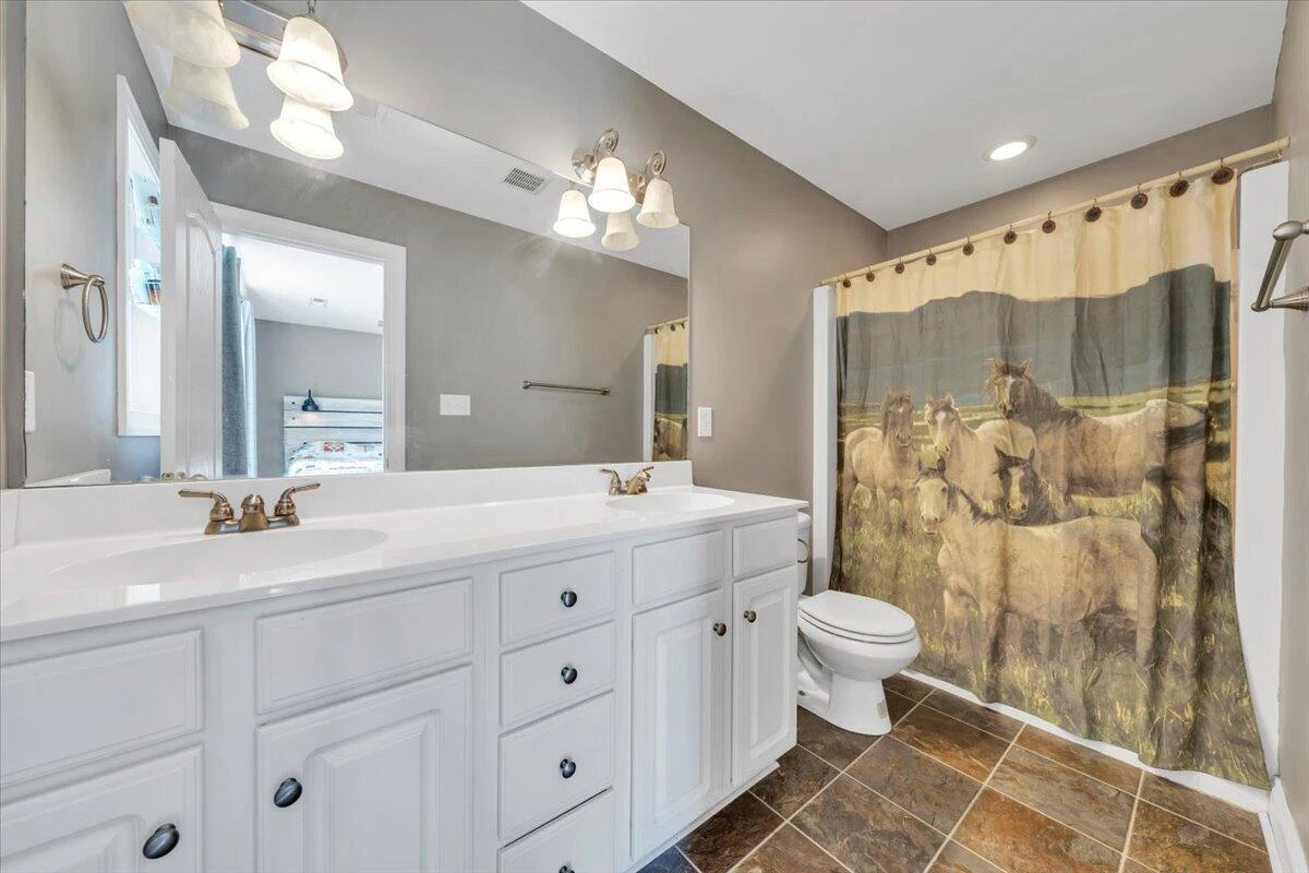 1086 Haymore DR - Photo 24