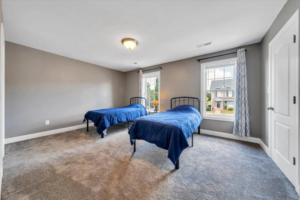 1086 Haymore DR - Photo 27