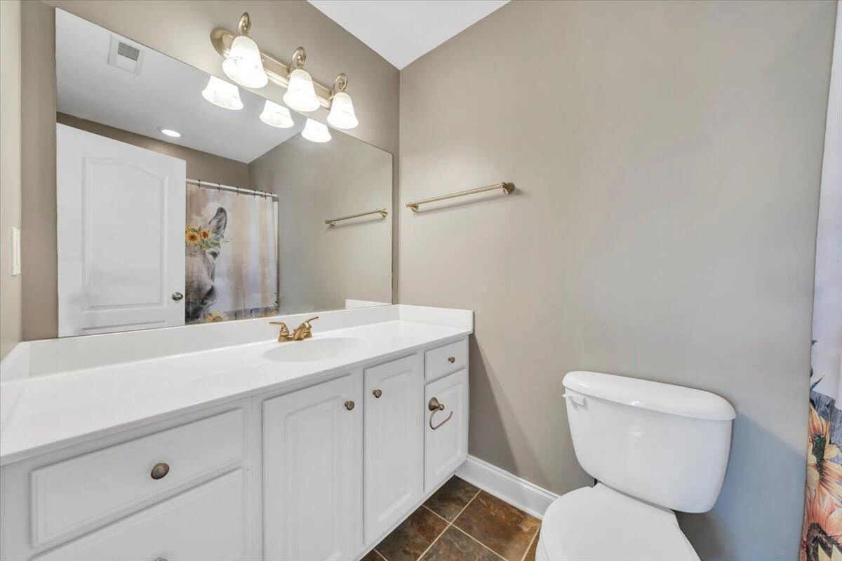 1086 Haymore DR - Photo 28