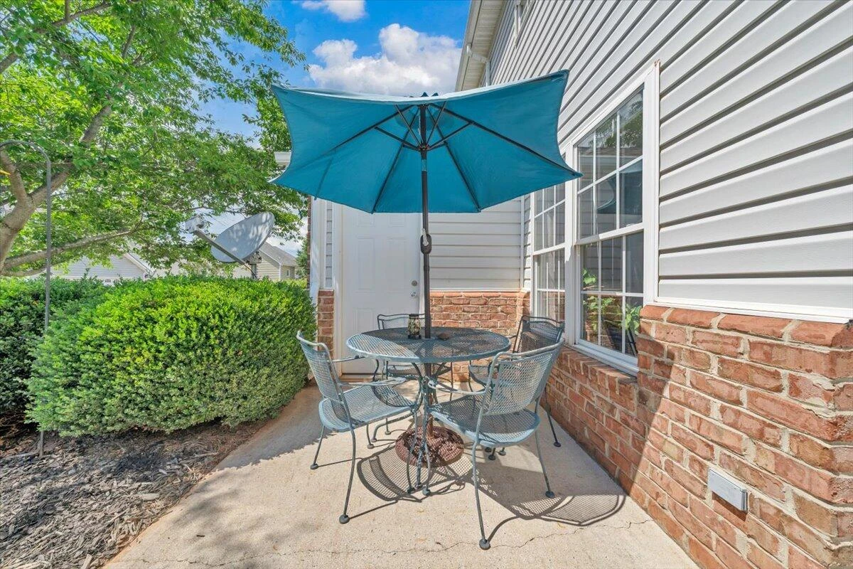 1086 Haymore DR - Photo 30