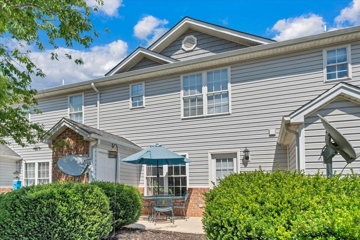 1086 Haymore DR - Photo 31