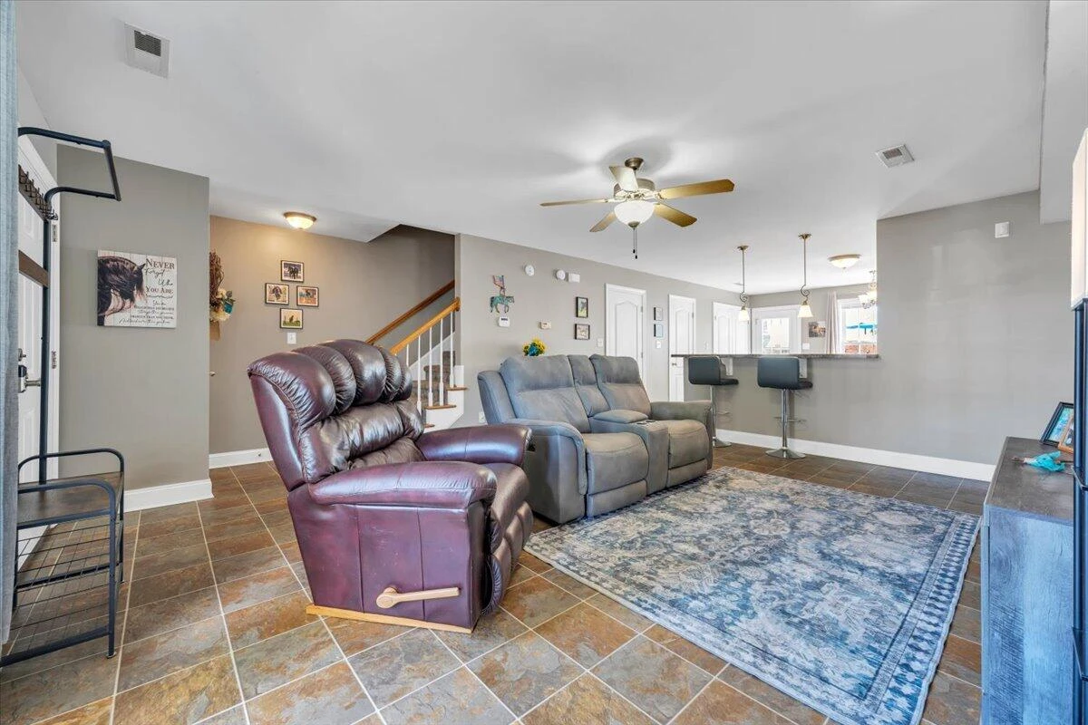 1086 Haymore DR - Photo 6