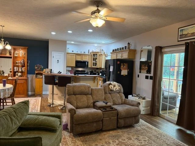 100 Walton DR - Photo 14