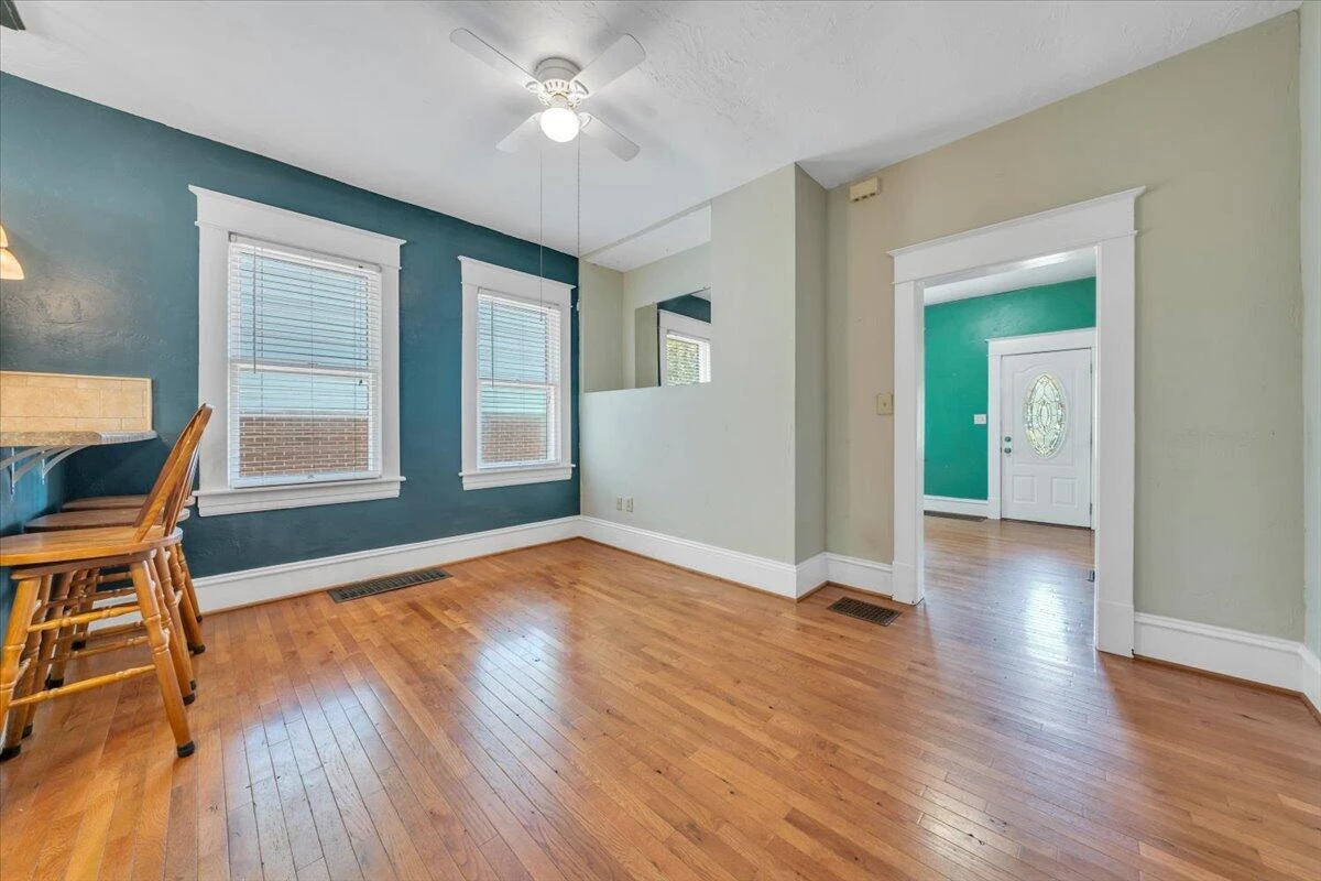 1122 Murray AVE SE - Photo 13