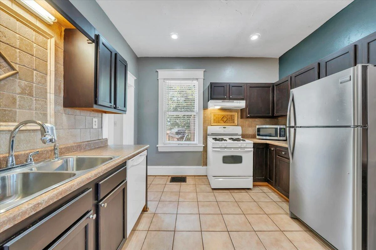 1122 Murray AVE SE - Photo 15