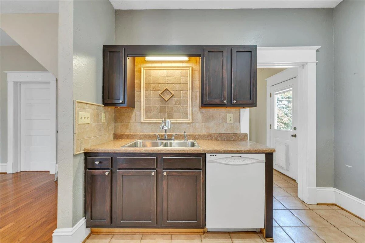 1122 Murray AVE SE - Photo 21