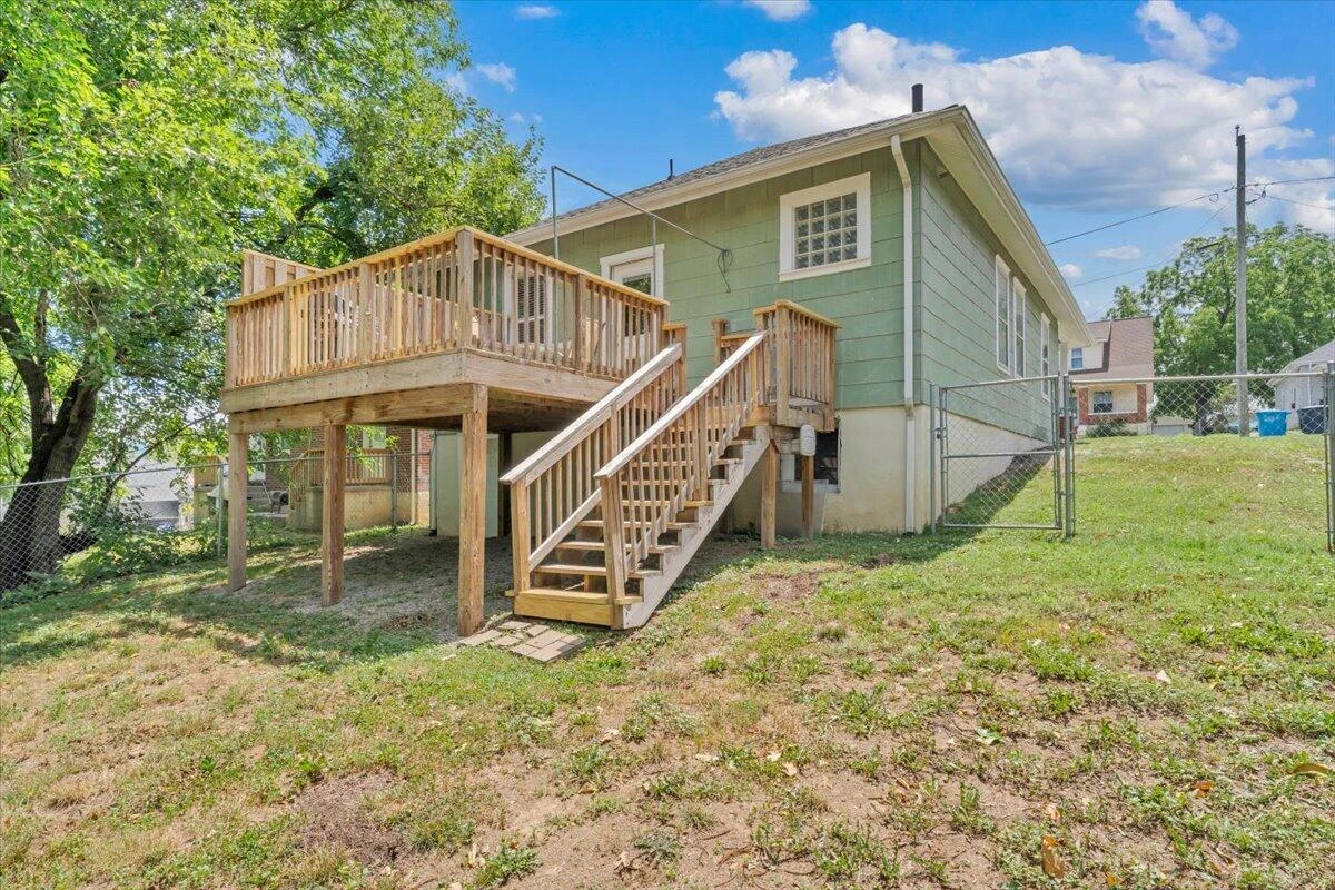 1122 Murray AVE SE - Photo 36