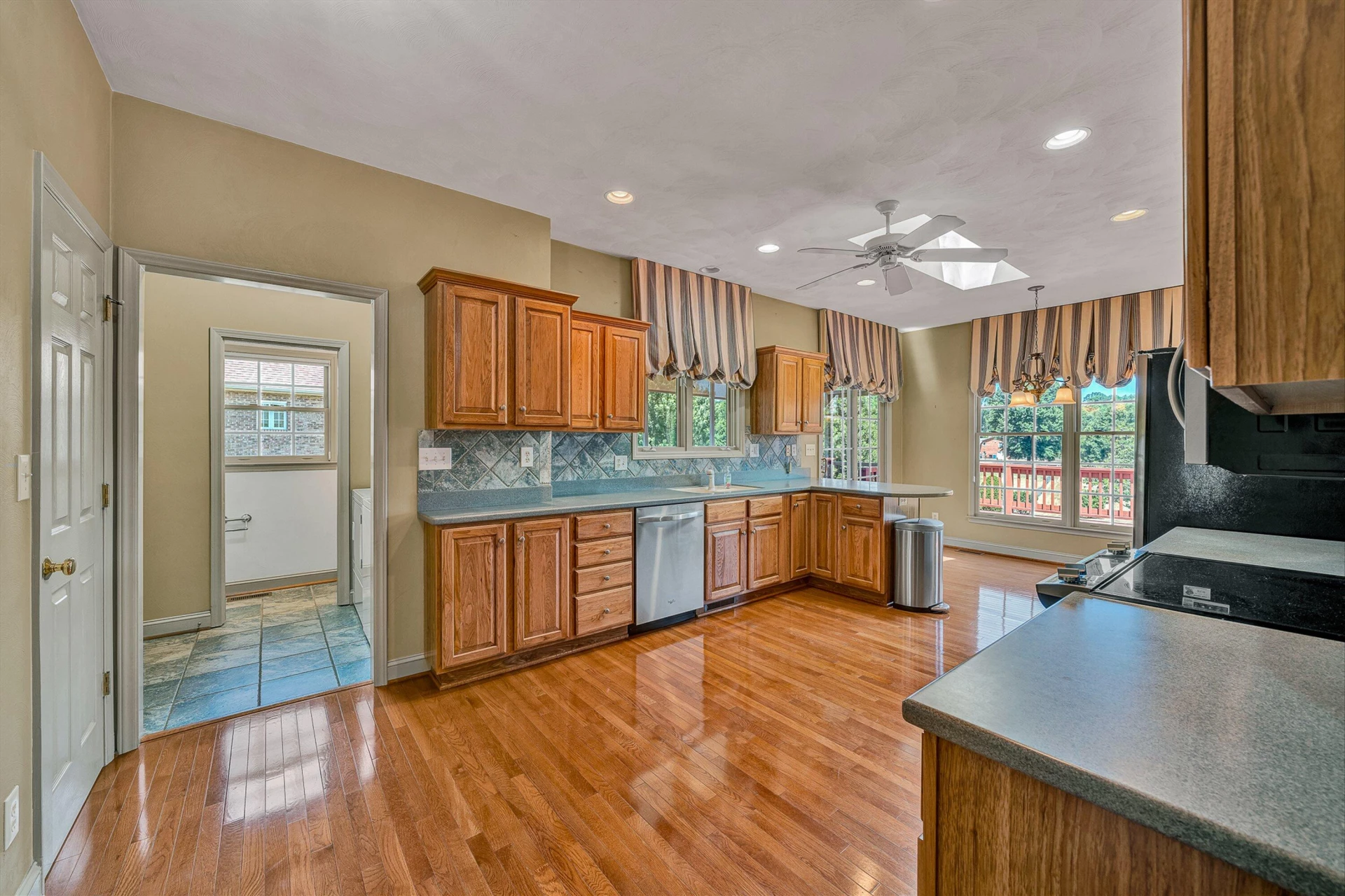 3723 Renfield DR SW - Photo 10