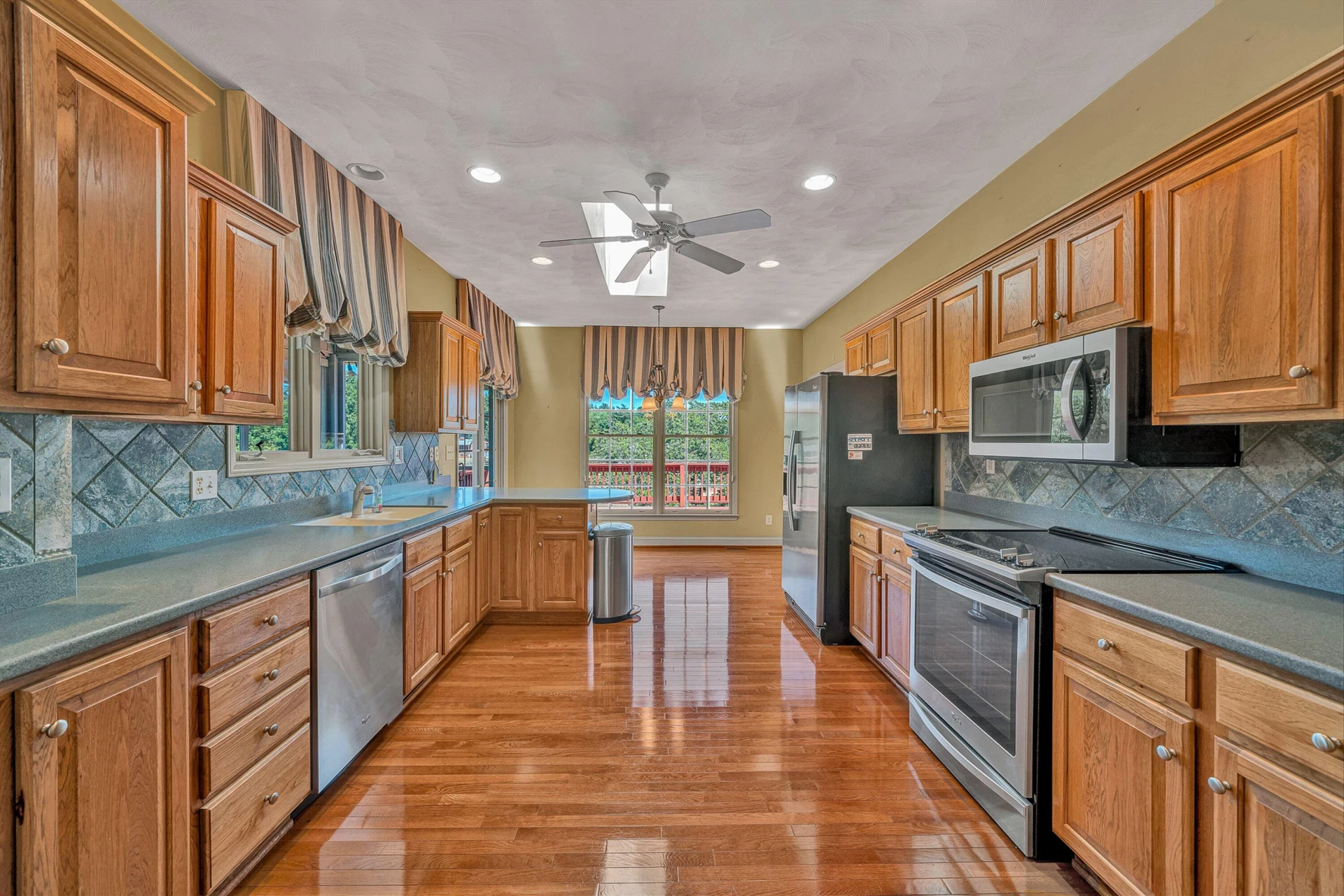 3723 Renfield DR SW - Photo 15