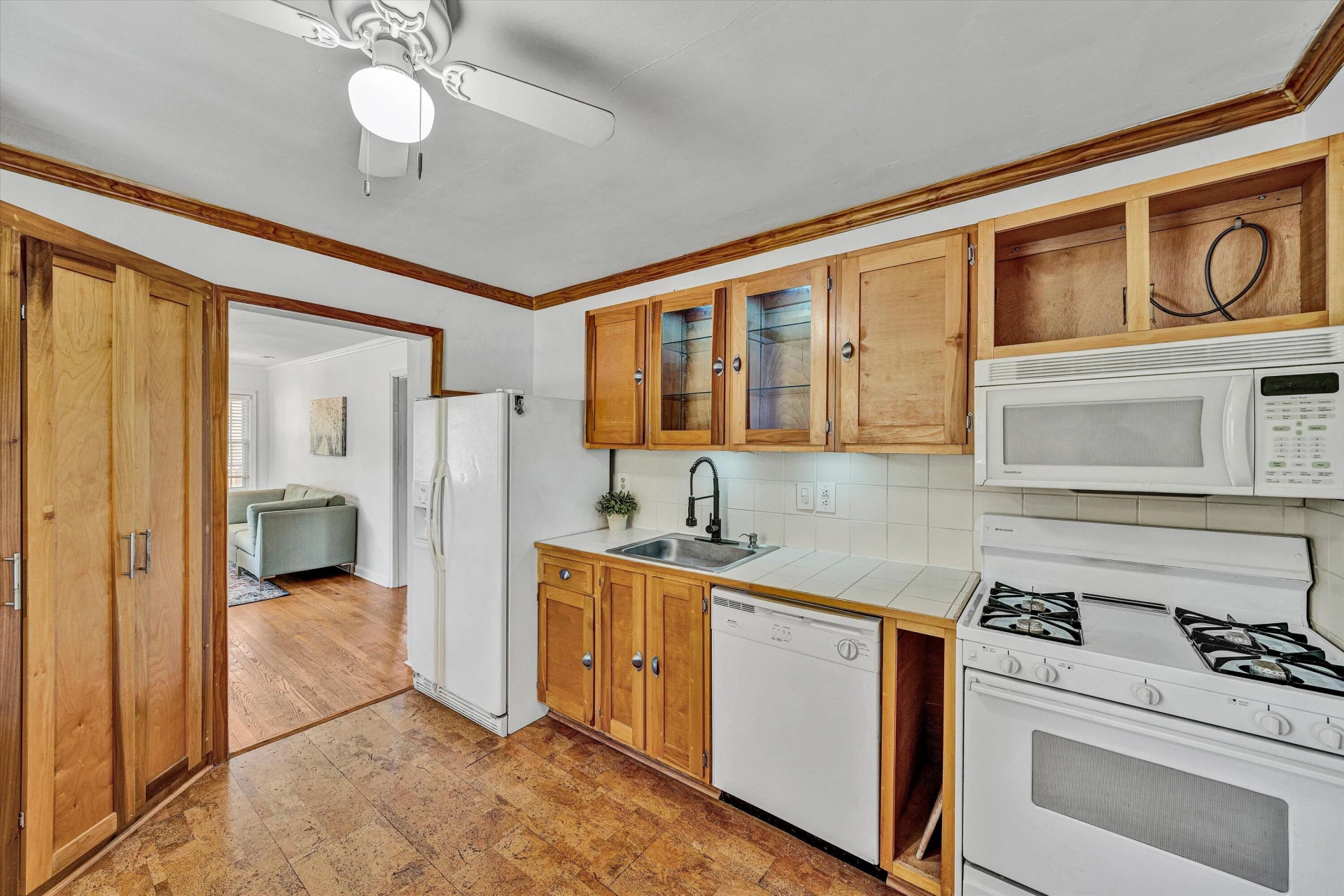 2750 Derwent DR SW - Photo 12