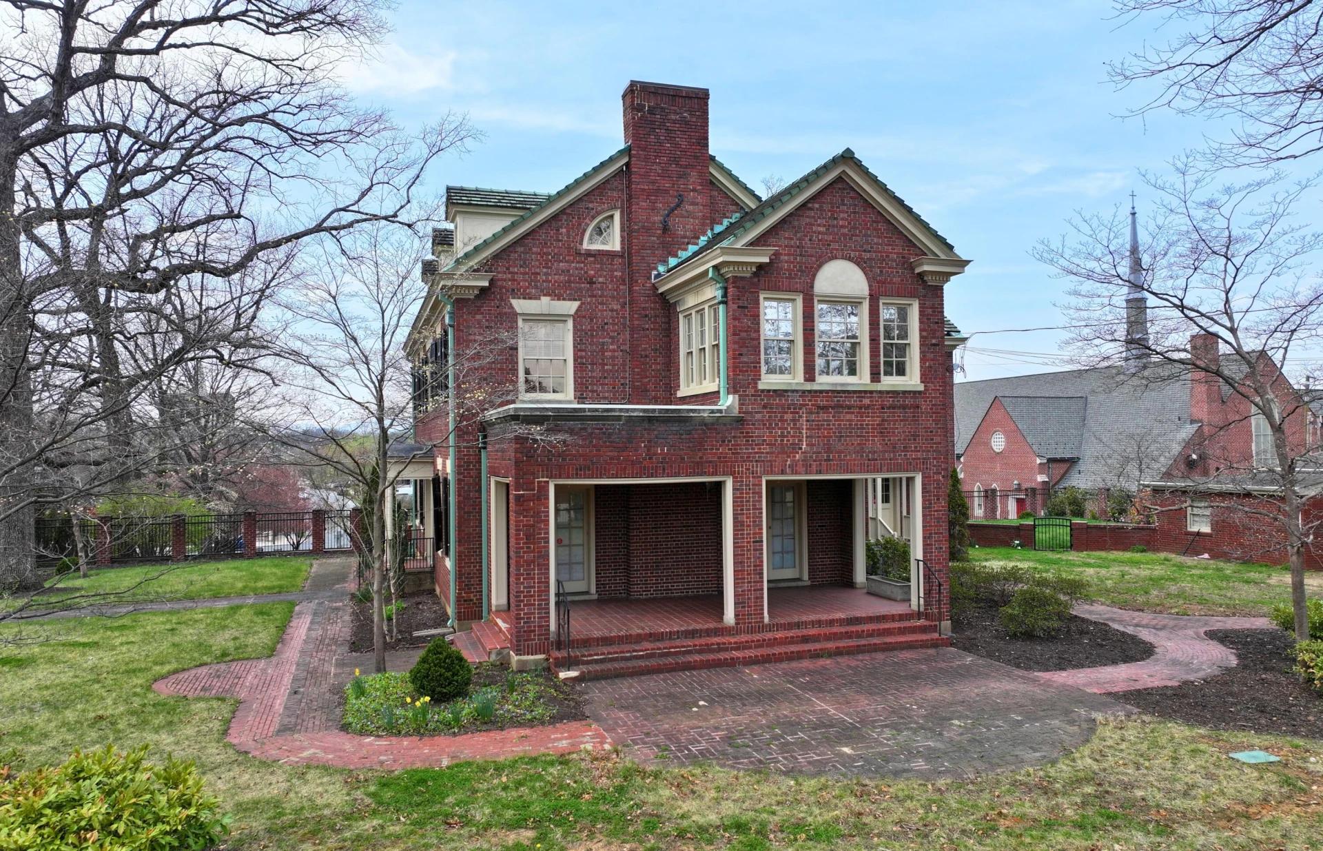 317 Washington AVE SW - Photo 5