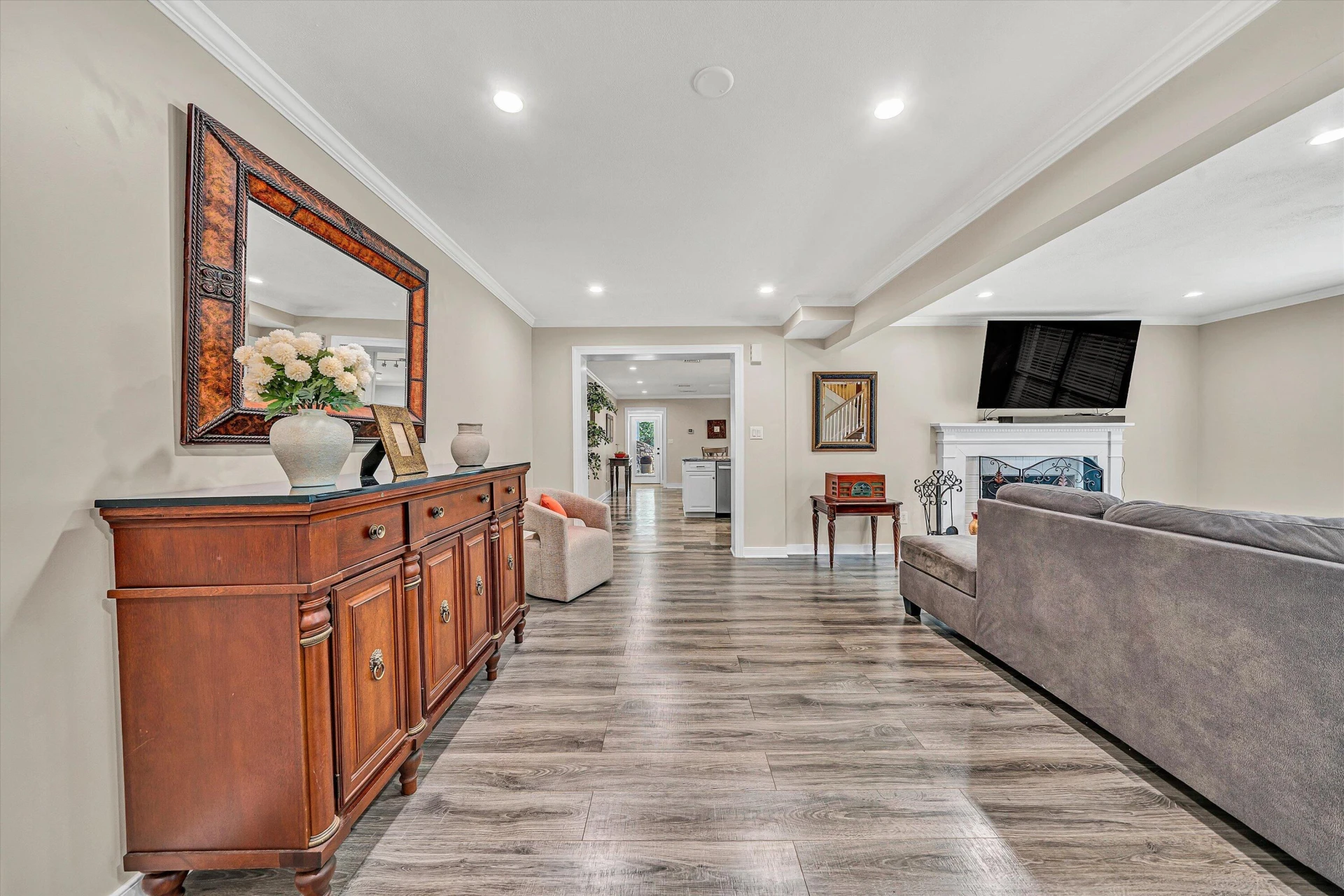 763 OAKWOOD DR SW - Photo 11