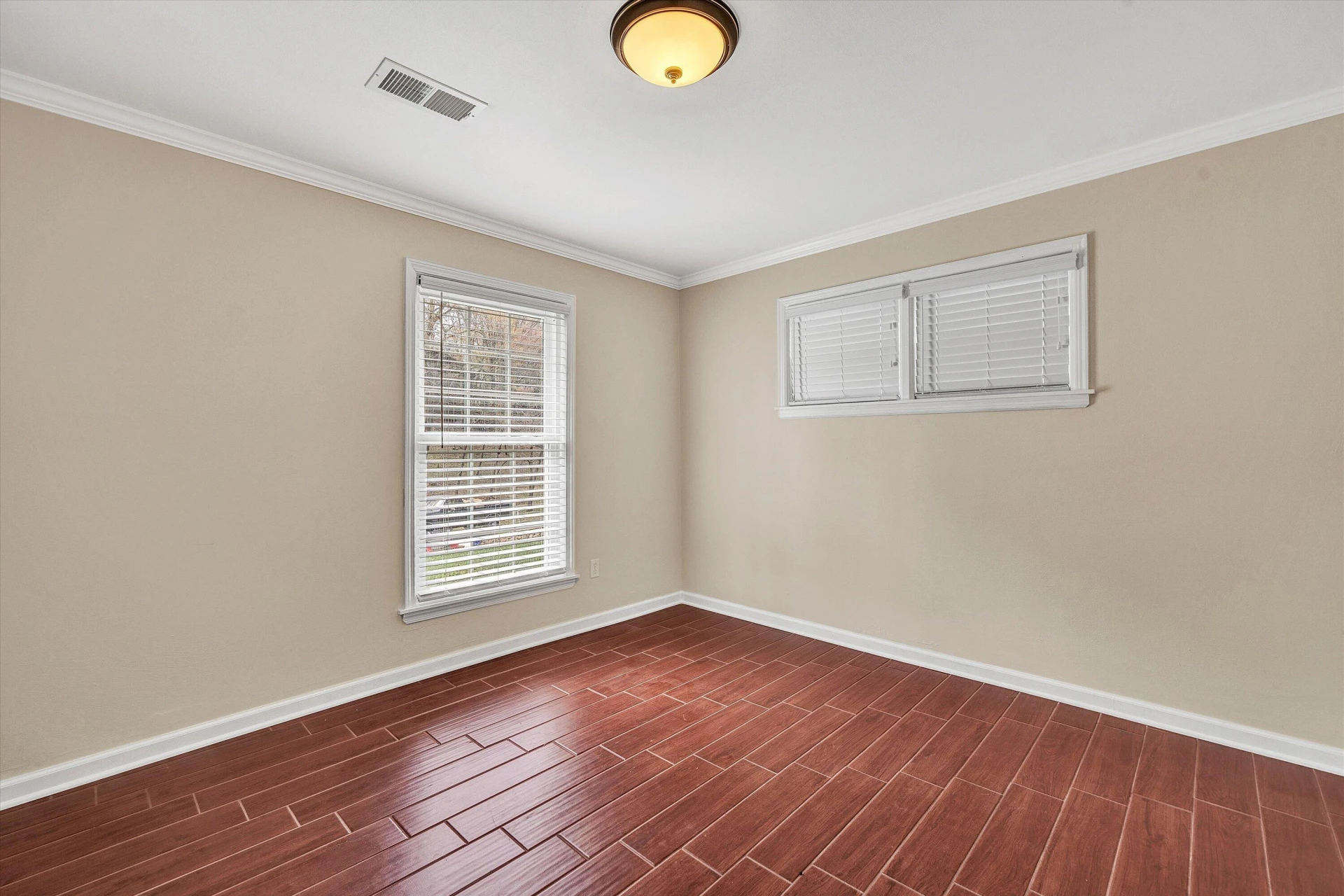 763 OAKWOOD DR SW - Photo 17