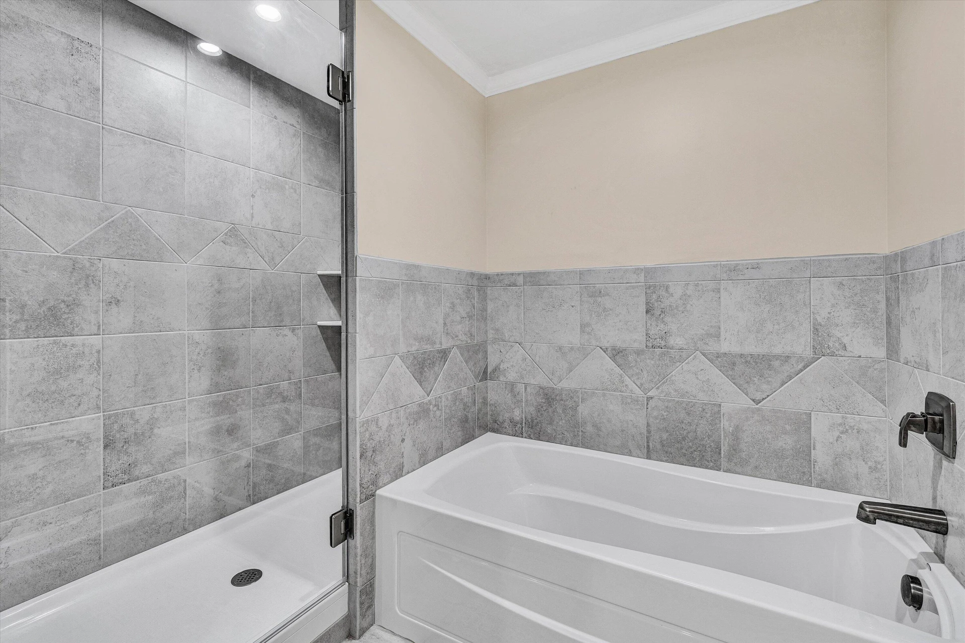 763 OAKWOOD DR SW - Photo 26