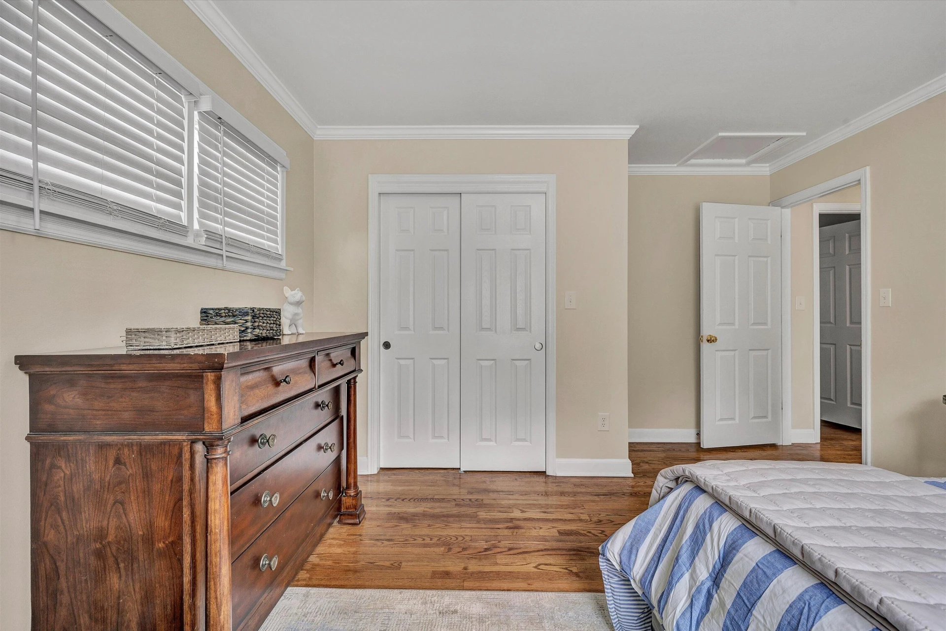 763 OAKWOOD DR SW - Photo 33