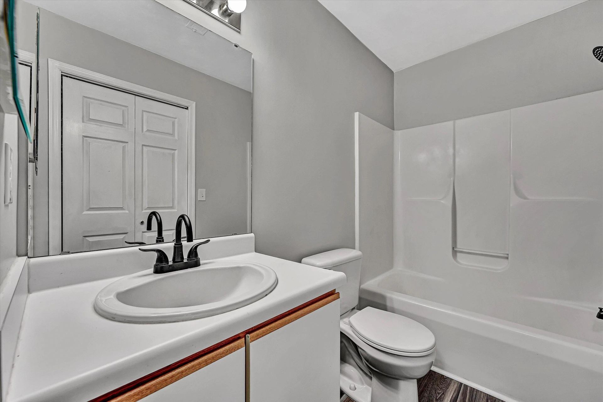 4715 Oakcliff DR - Photo 14