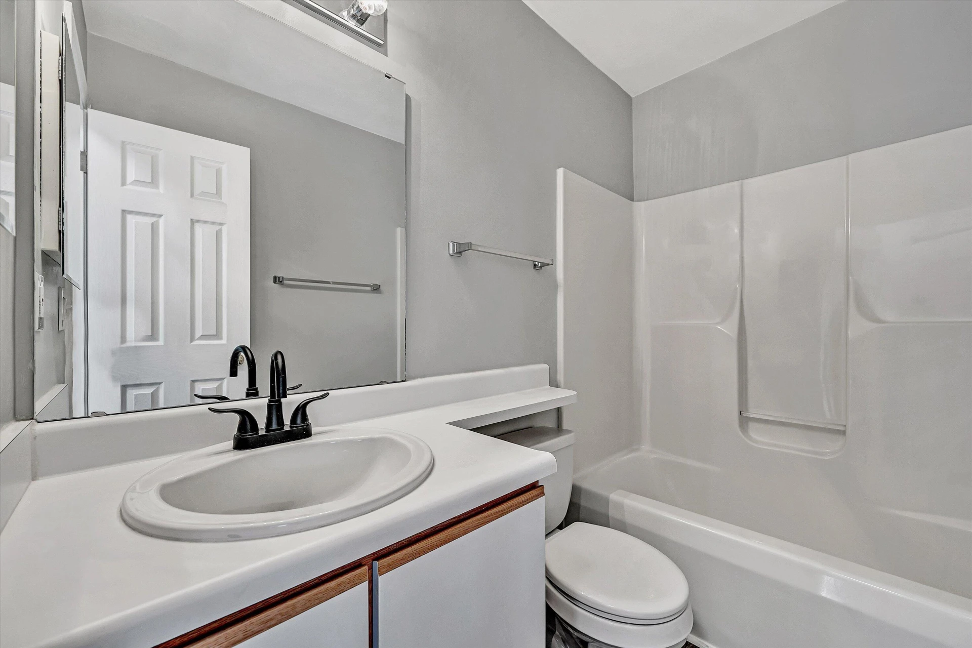 4715 Oakcliff DR - Photo 17