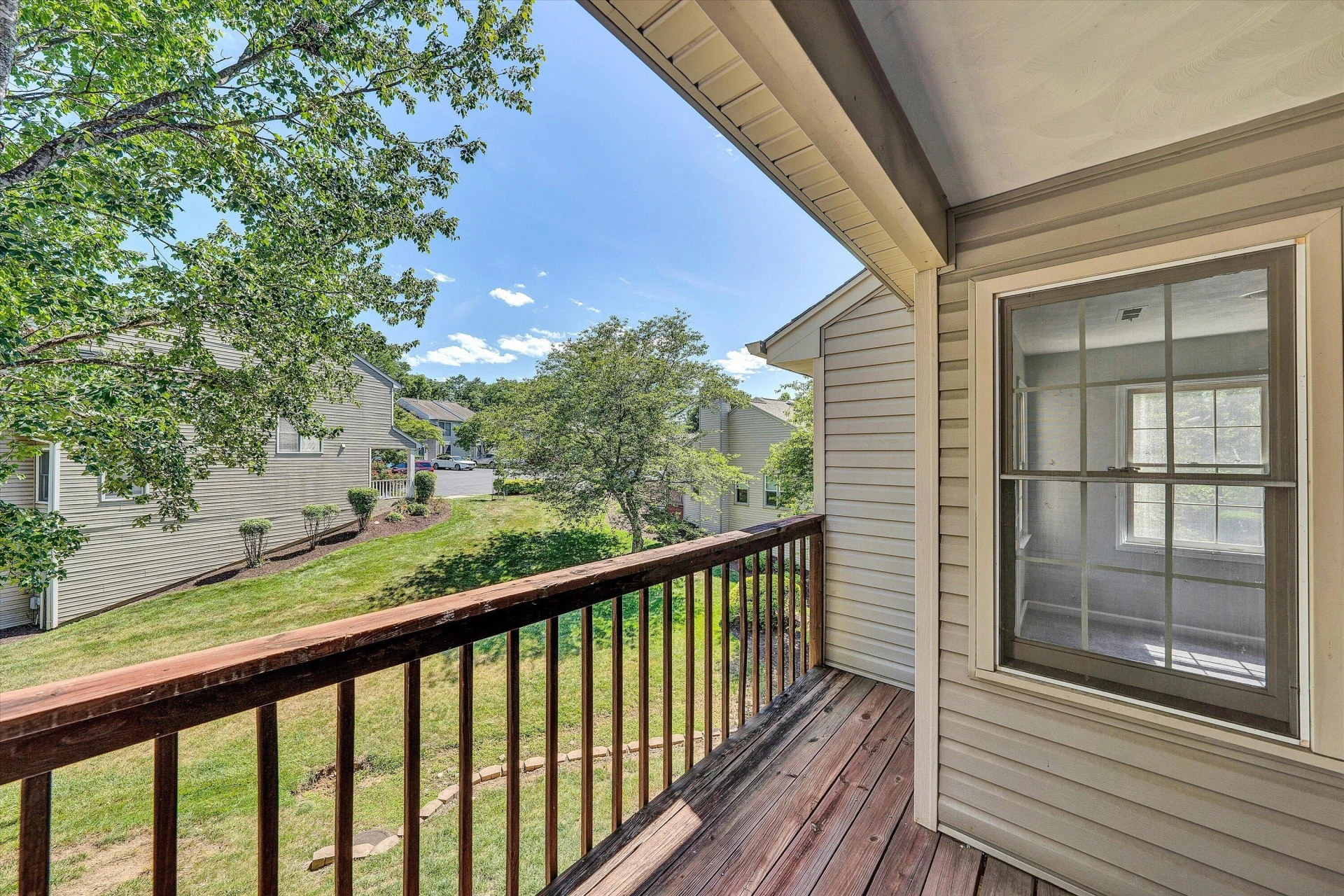 4715 Oakcliff DR - Photo 18