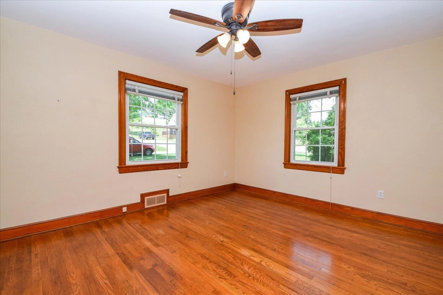 7311 Sunnybrook DR - Photo 15