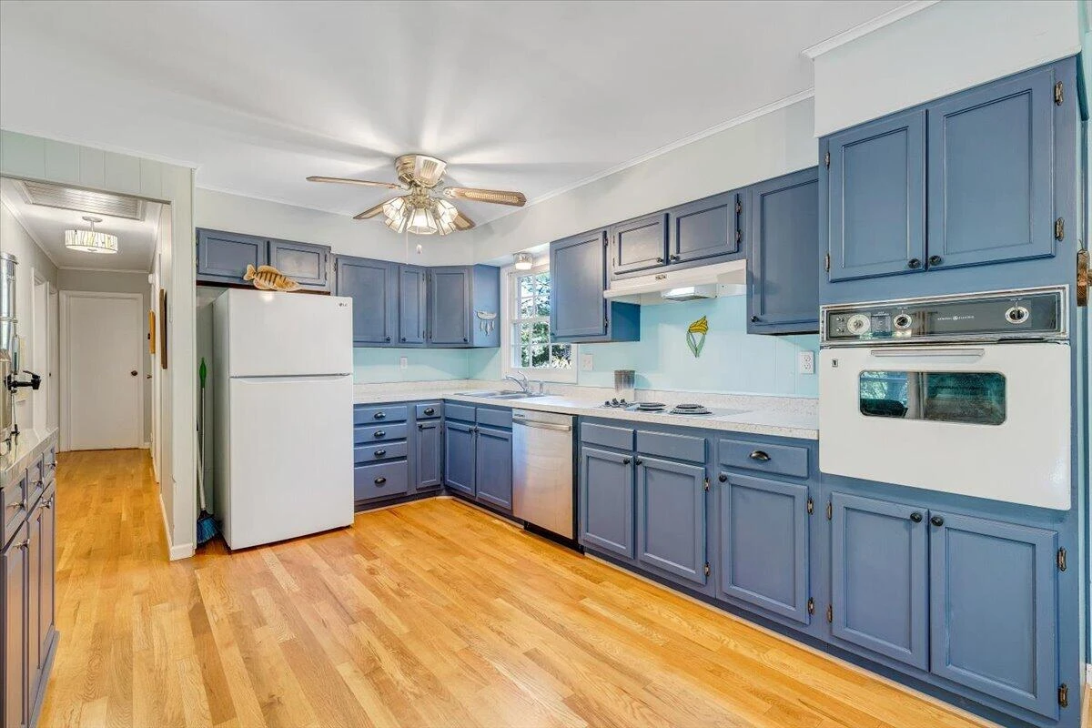 3003 Northridge RD - Photo 12